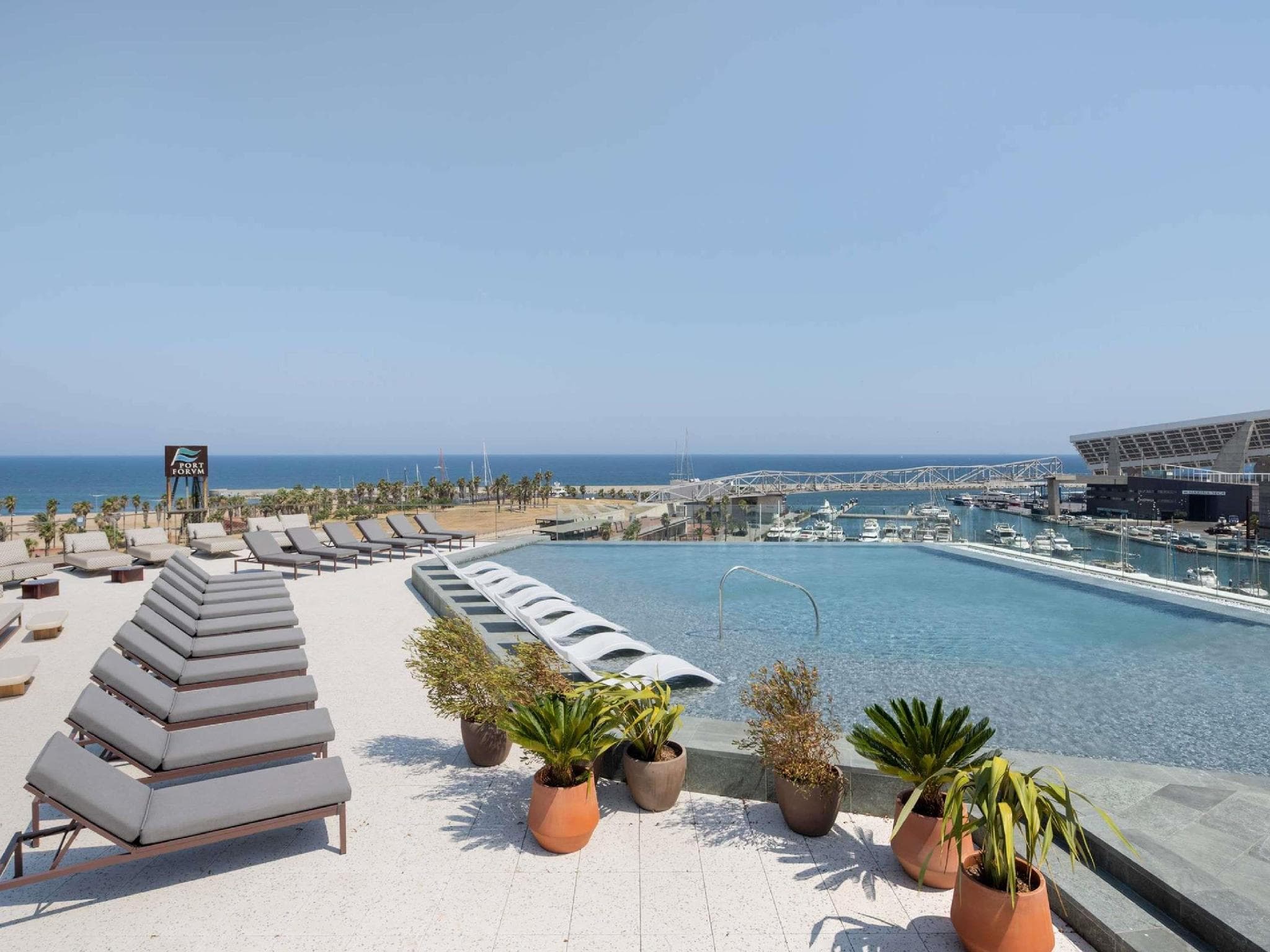 창의성과 디자인으로 완성된 글로벌 컬렉션, ENNISMORE 호텔 이야기